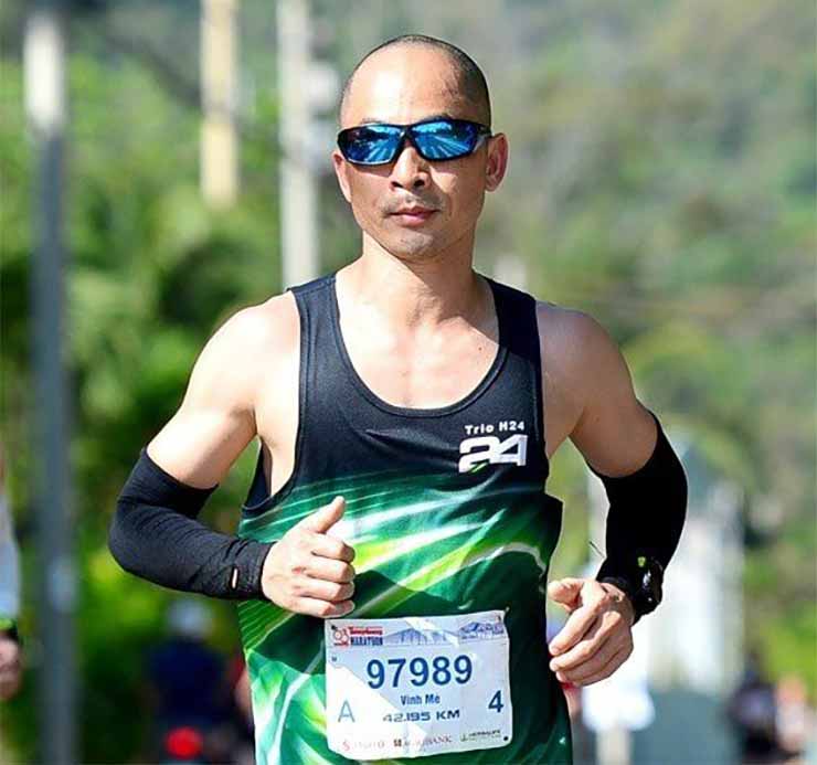“Siêu nhân” Việt chạy bộ 200km suốt 37 tiếng gây “sốt” cộng đồng Marathon Việt Nam