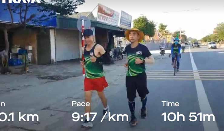 “Siêu nhân” Việt chạy bộ 200km suốt 37 tiếng gây “sốt” cộng đồng Marathon Việt Nam
