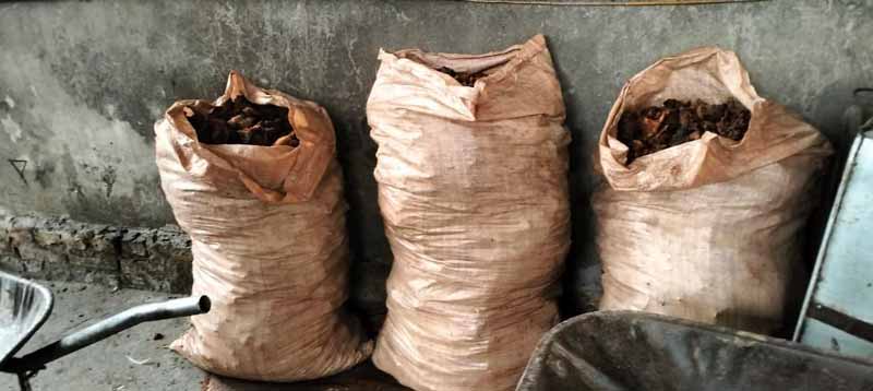 Phát hiện nửa tấn mỡ lợn bẩn trong cơ sở chế biến ở Vĩnh Phúc